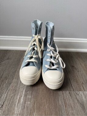 Converse Chuck 70 De Luxe Heels Hi Platform Sneakers Light Blue Women's Size 6